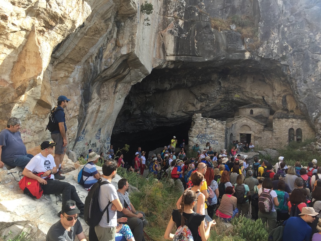 Με μαζική συμμετοχή πραγματοποιήθηκε η 3η Διάσχιση της Ρεματιάς 